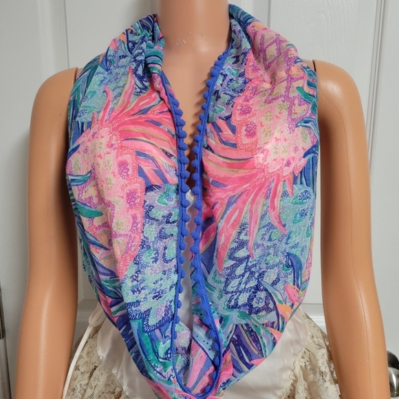 Lilly Pulitzer Other - Lilly Pulitzer Girls Infinity Scarf With Pom Pom Fringe Hem.